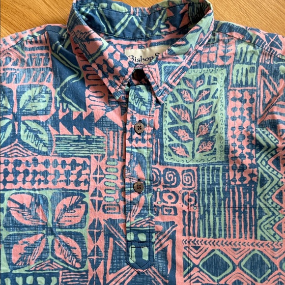 Bishop St Vintage 90s Style Blue and Pink Patterned Tribal Hawaiian Shirt - Picture 2 of 4